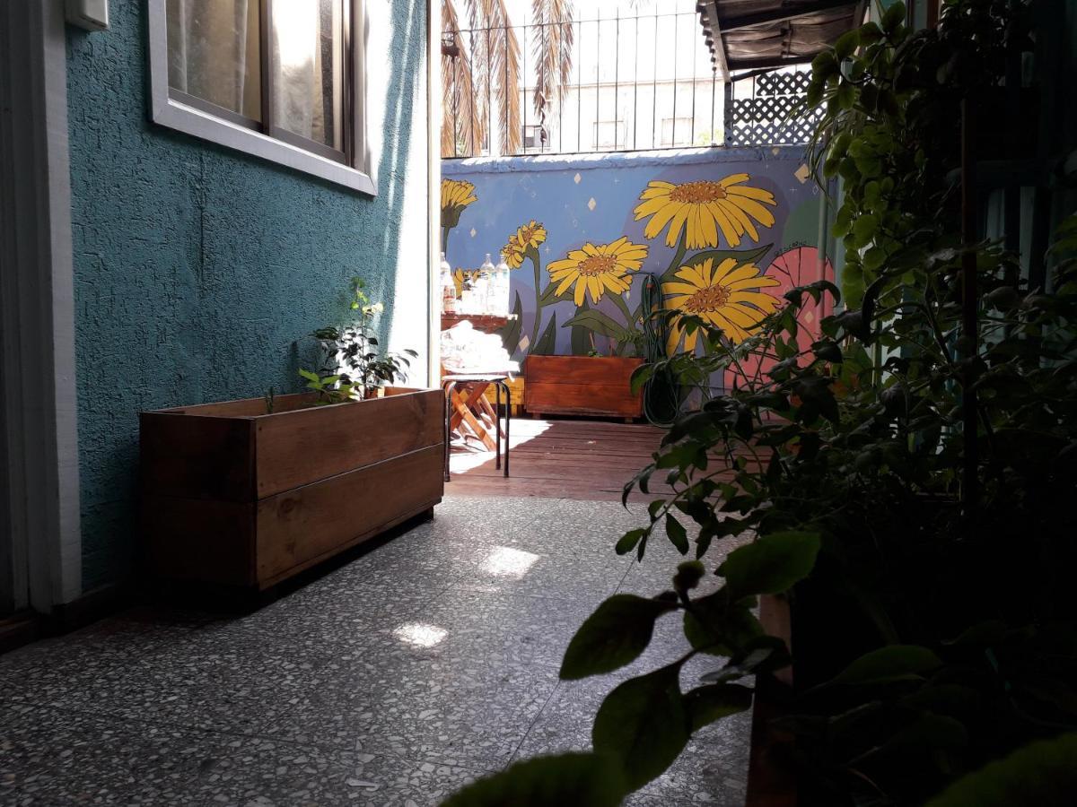 Atacama Hostel Backpackers Santiago de Chile Exteriör bild